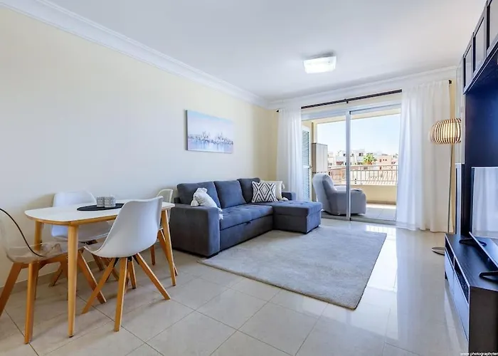 Magic Garden And Ocean View Palm-mar