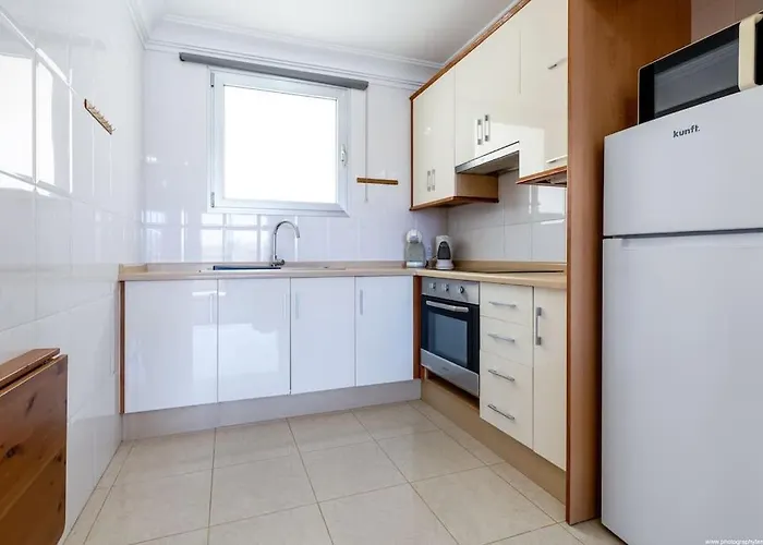 Апартаменты Magic Garden And Ocean View